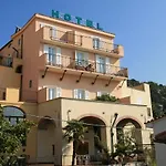 ホテル Ca' Ligure *